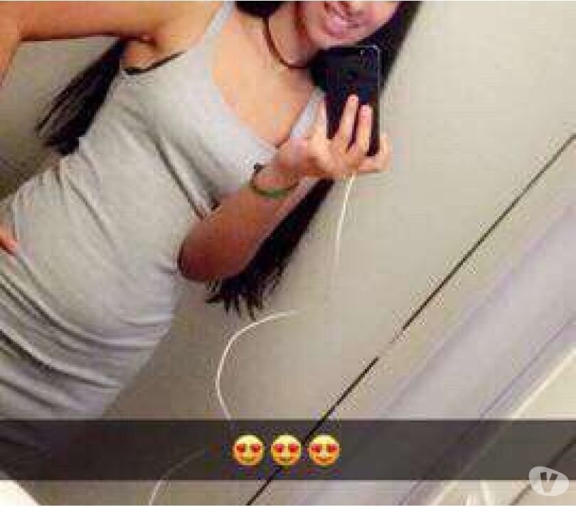 Belle métisse marocaine vous attend en petite tenu